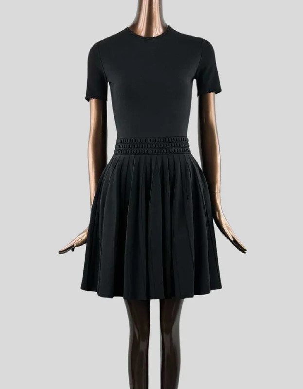 ALEXANDER MCQUEEN Crew Neck Mini Dress - Medium Elegant Satin Mini Dress