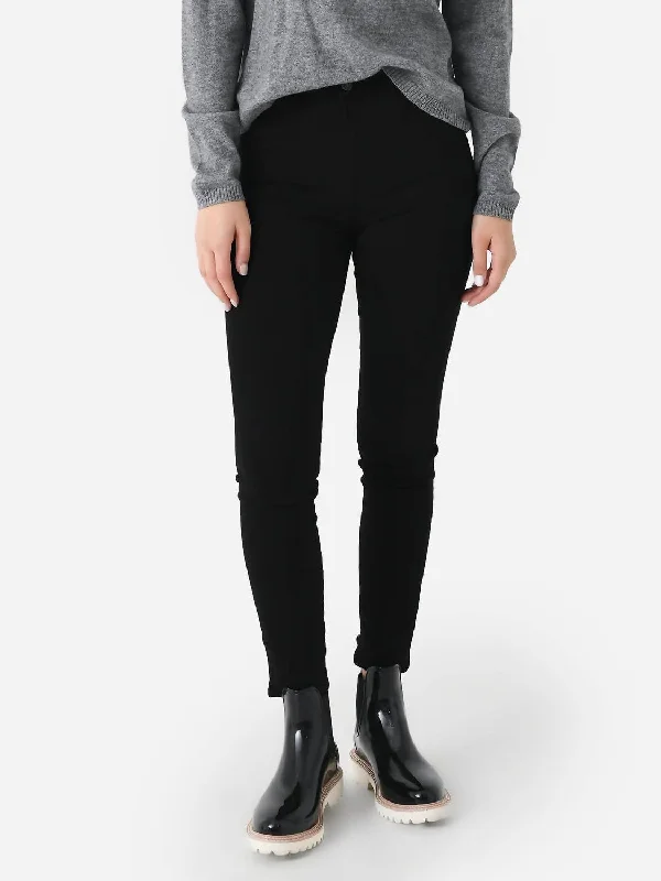 Bodycon Skinny Jean In Plush Black Fashionable Relaxed Fit Denim