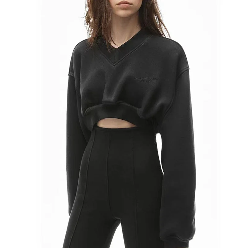 Black sweater women's thin loose loose 2023 spring and autumn all-match high-waisted navel-exposed short long-sleeved top Chenille Blend Fleece Blend Nylon Blend Black sweater women's thin loose loose 2023 spring and autumn all-match high-waisted navel-exposed short long-sleeved top Chenille Blend Fleece Blend Nylon Blend