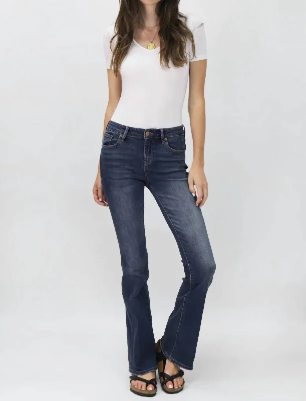 Jaxon Mid Rise Bootcut Jeans In Dark Blue Fashionable Straight Fit Denim