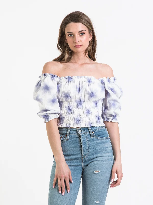 LEVIS TILLY SMOCKED BLOUSE  - CLEARANCE Chic Sleeveless Blouse