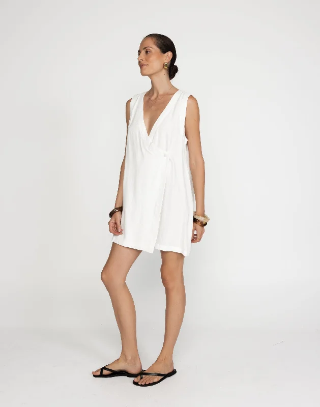 Rhianna Mini Dress (White) Trendy Lace Mini Dress