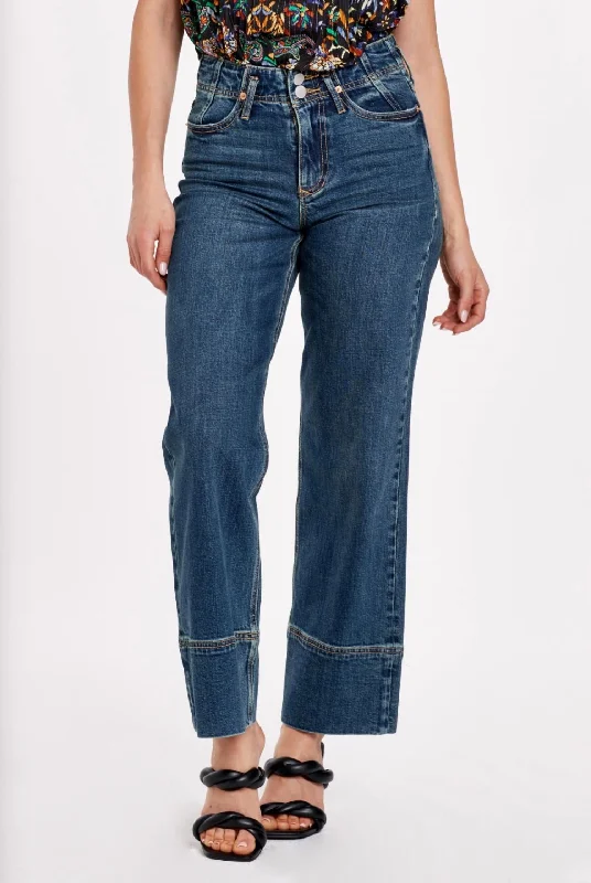 Gunnar Wide Leg Jeans In Gysun Elegant Dark-Wash Bootcut Jeans