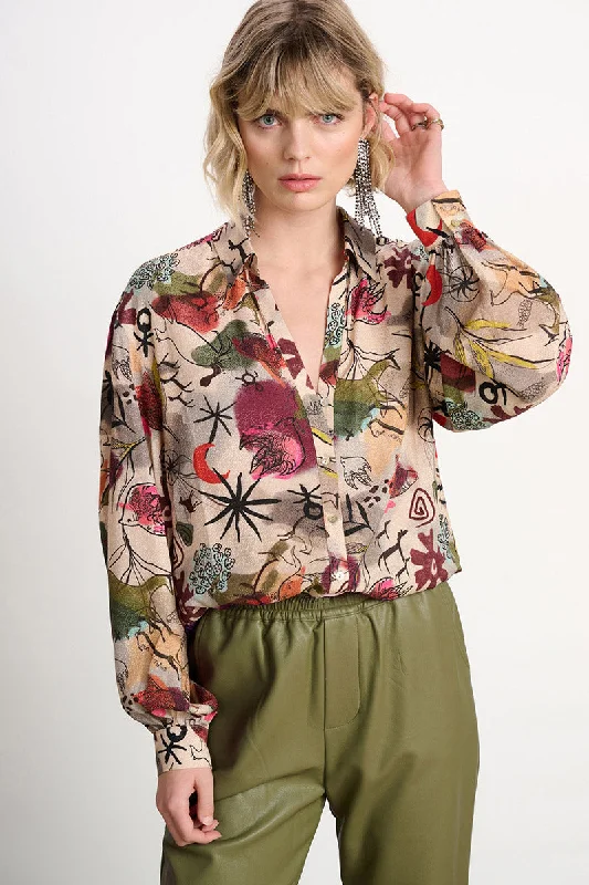 Fantastique Blouse SP7364 in Sand by POM Amsterdam Classic Minimalist Blouse