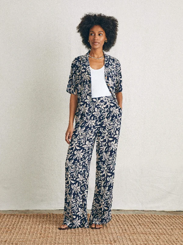 Cabana Pant - Navy Canopy Floral Classic Cropped Pants