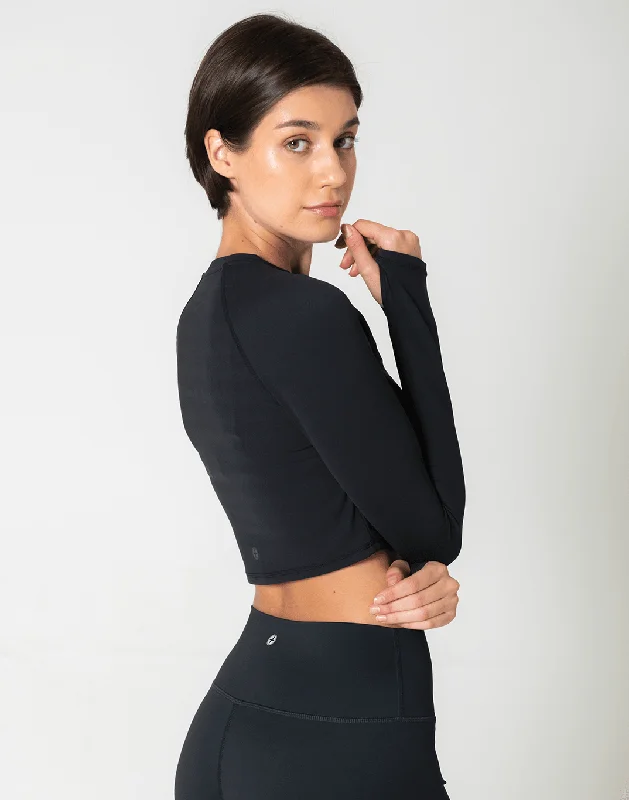 Aurora Long Sleeve Crop Tee in Black Cozy Warm Stylish