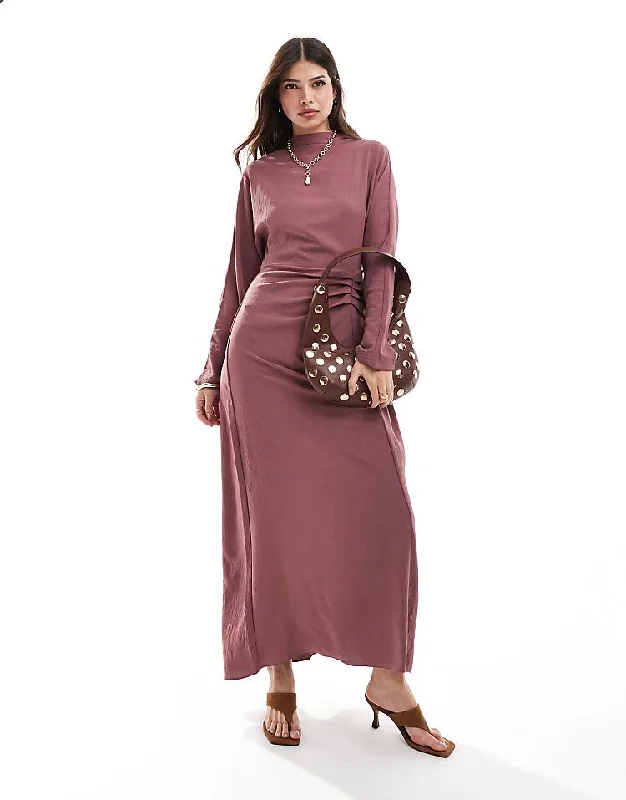Ruched detail long sleeve maxi dress in washed burgundy Fashionable Off-Shoulder Maxi Dress Ruched detail long sleeve maxi dress in washed burgundy Fashionable Off-Shoulder Maxi Dress