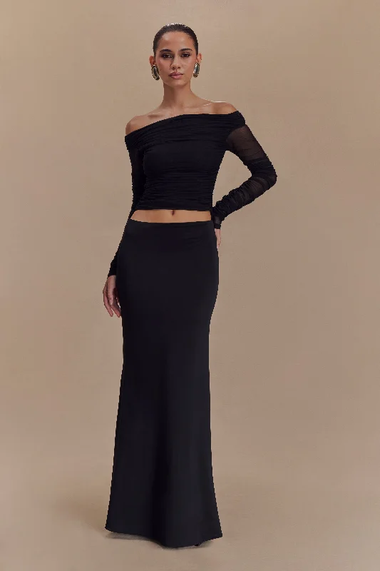 Darla Mesh And Slinky Off Shoulder Maxi Dress - Black Comfortable T-Shirt Maxi Dress Darla Mesh And Slinky Off Shoulder Maxi Dress - Black Comfortable T-Shirt Maxi Dress