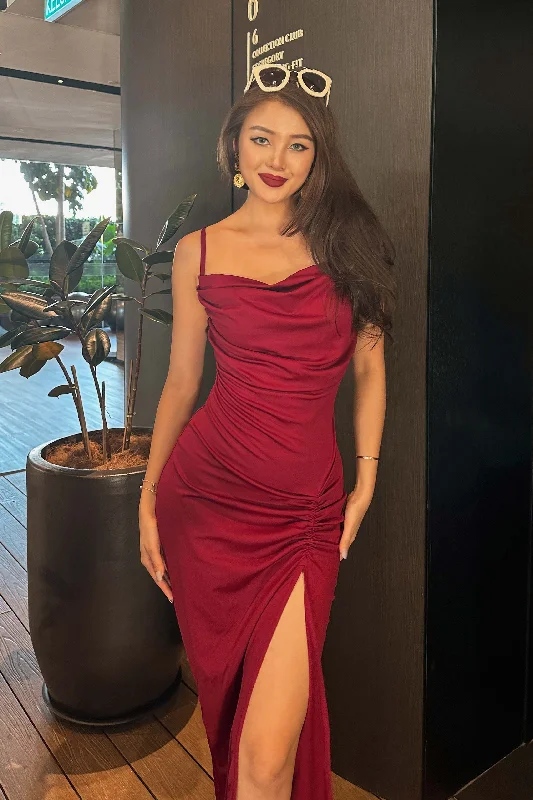 Ficiel Ruched Maxi Dress in Burgundy Comfortable Casual Maxi Dress