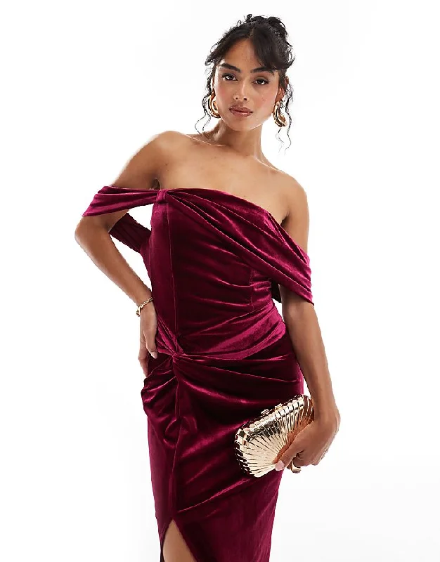 Velvet off shoulder maxi dress in burgundy Comfortable Maxi Dress with Belt
