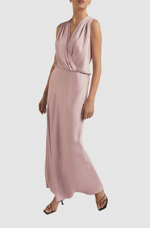 NITA SLEEVELESS MAXI DRESS Cozy Maxi Dress with Slit