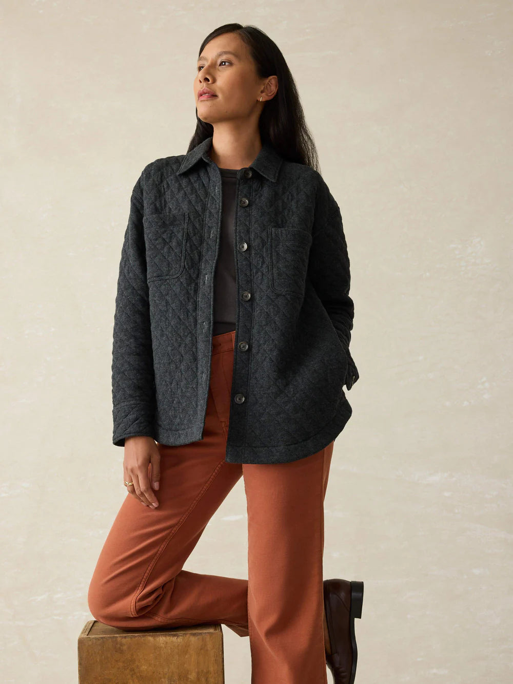 Faherty Epic Quilted Fleece Shirt Jacket in Black Heather Welt Pockets Slit Pockets Flap Pockets Faherty Epic Quilted Fleece Shirt Jacket in Black Heather Welt Pockets Slit Pockets Flap Pockets