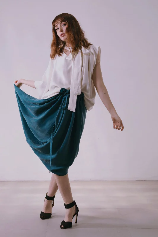 Remi Cupro Skirt ruffled skirt detail