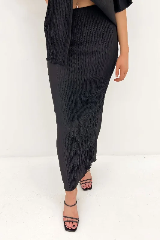 Maxinne Maxi Skirt Black zip skirt side